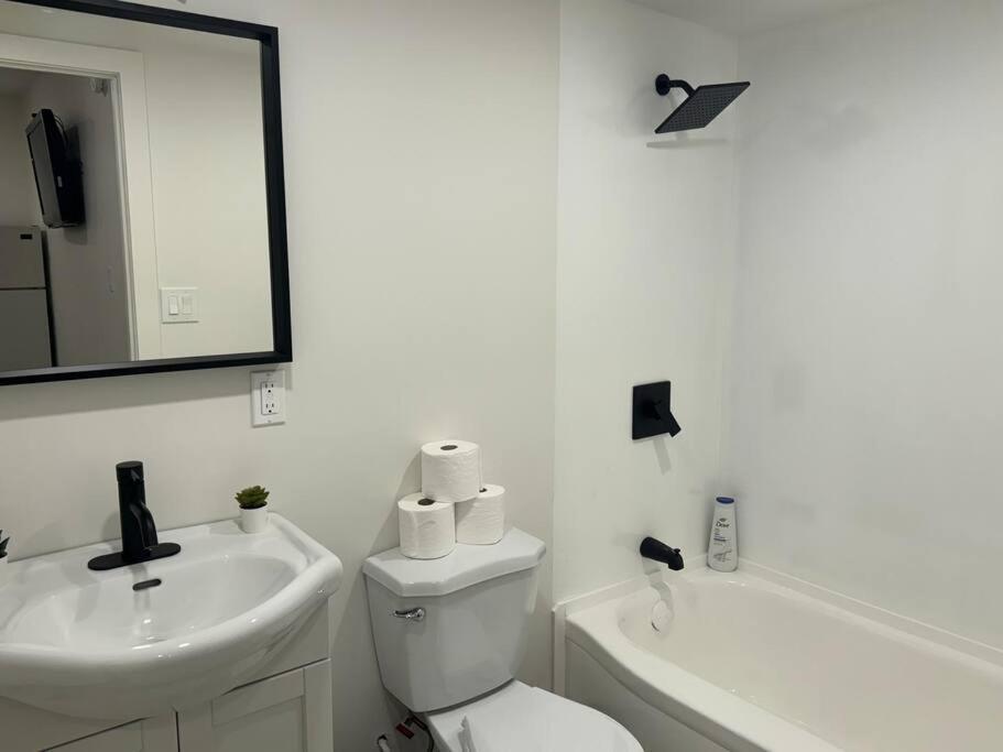 Apartment Cozy With Kitchenette - 8 *